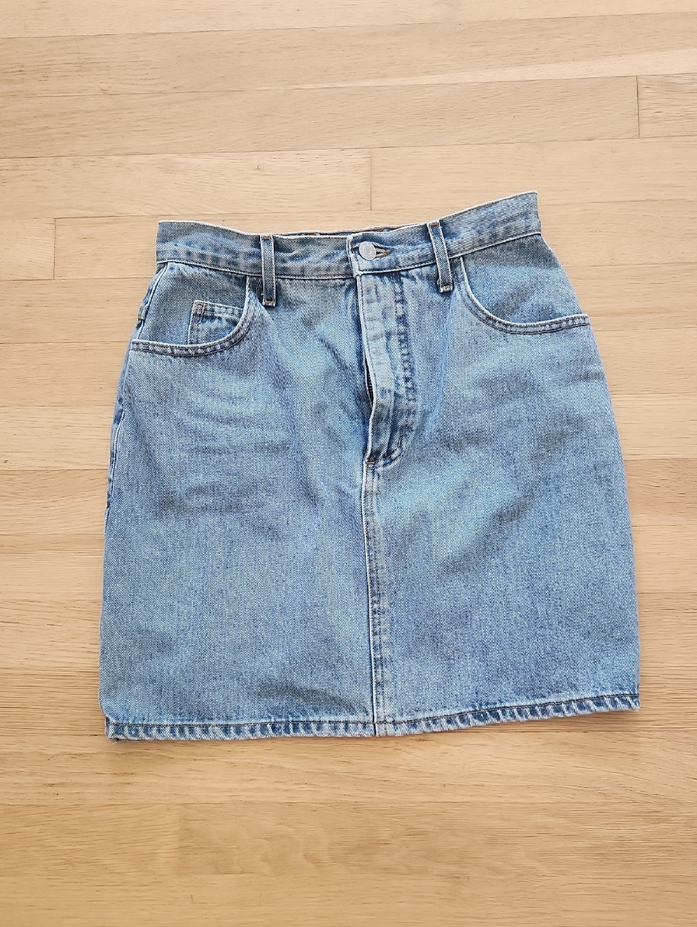 VINTAGEGuess Denim Mini Skirt